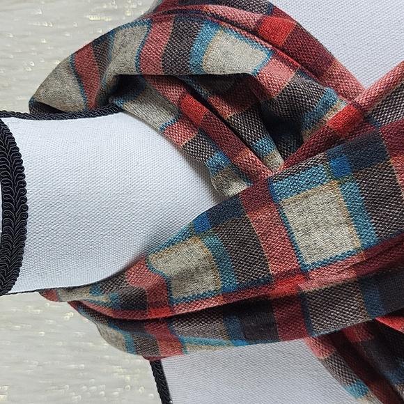 Infinity Scarf - Picture 2 of 4